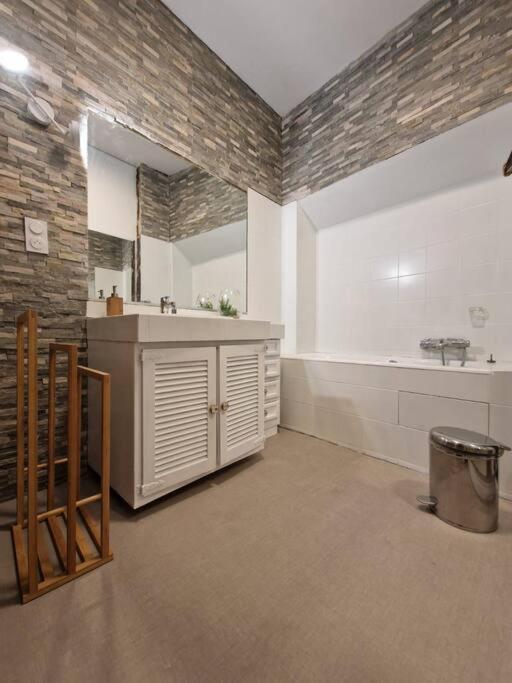 Appartement Spacieux Lumineux Tulle